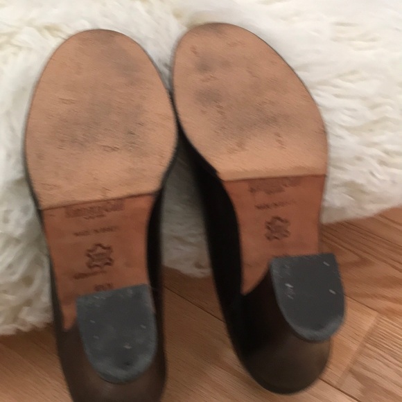 Kenneth Cole dark brown heels - Picture 5 of 8